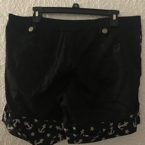 Lucky 13 shorts - Picture 2 of 7